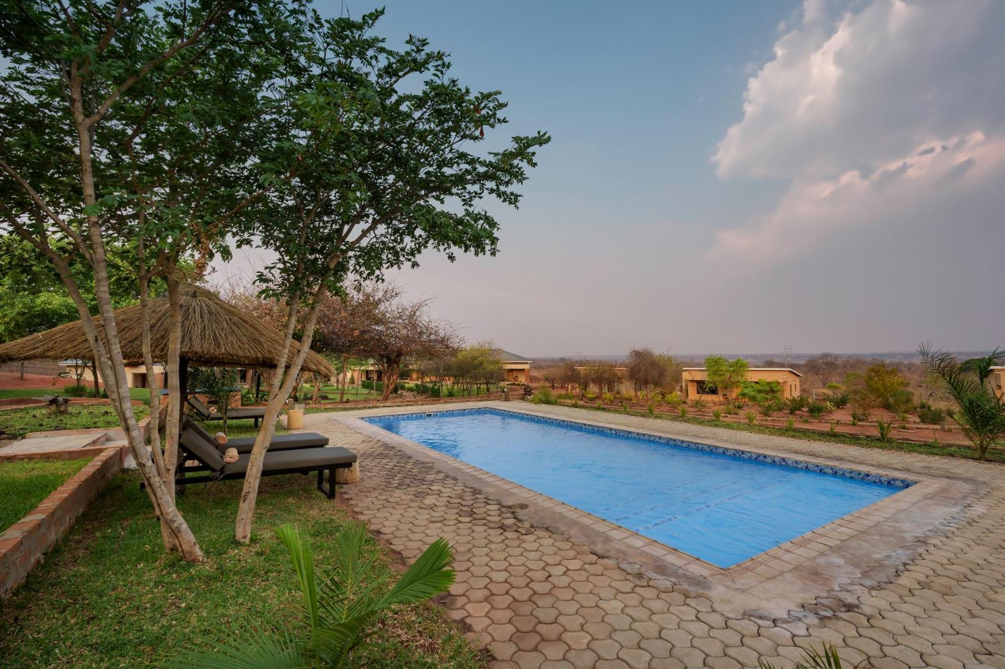 The Nkhosi Livingstone Lodge And Spa Exterior foto