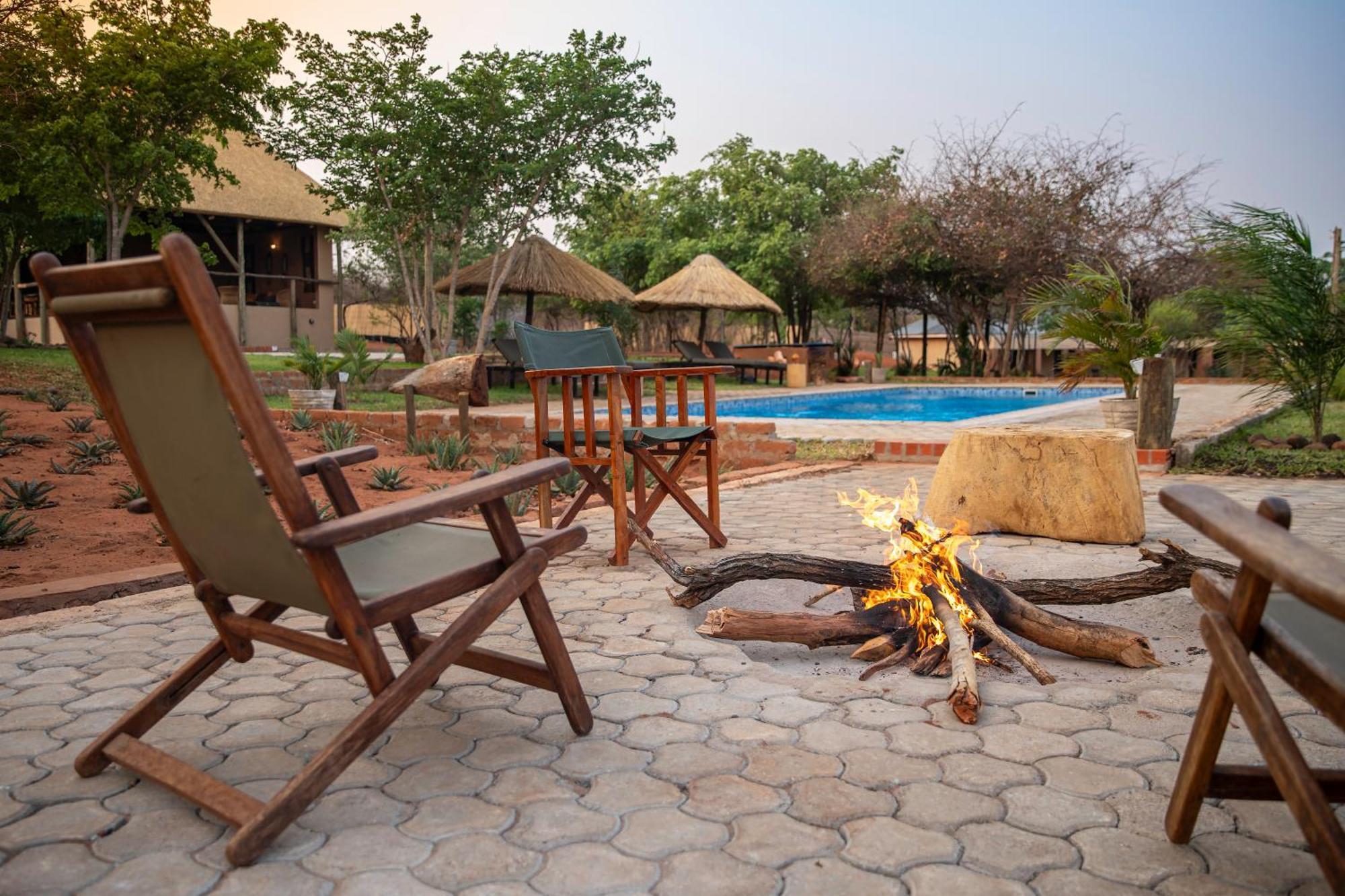 The Nkhosi Livingstone Lodge And Spa Exterior foto
